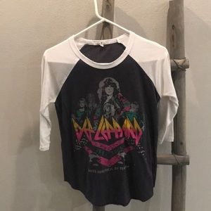Def Leppard junk food tee